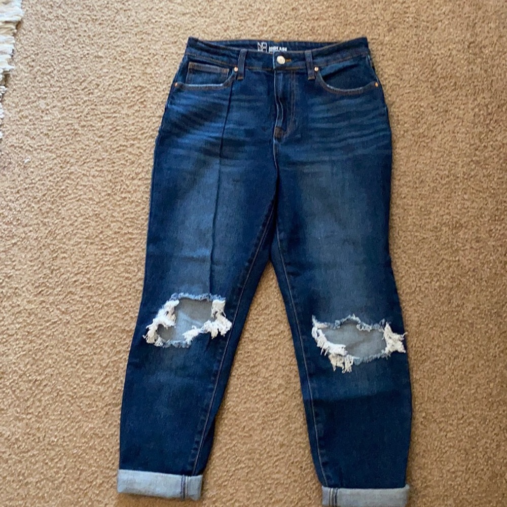 No Boundaries high rise boyfriend jeans